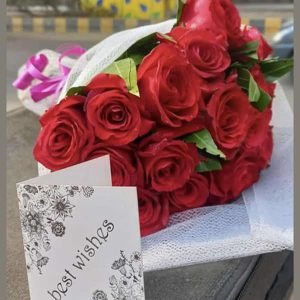 1 dozen local red roses bouquet