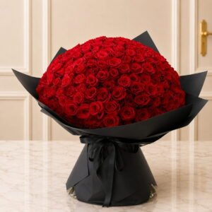 Imported Red Roses 200 gift delivery in Pakistan