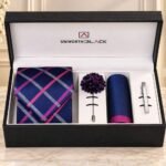 Navy/Purple Argyle Men Accessories Box gift delivery in Pakistan