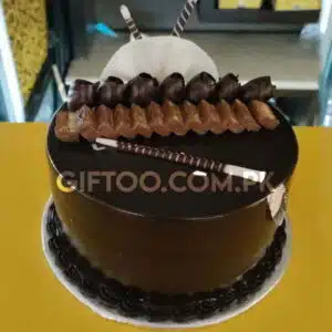 kitkat cake