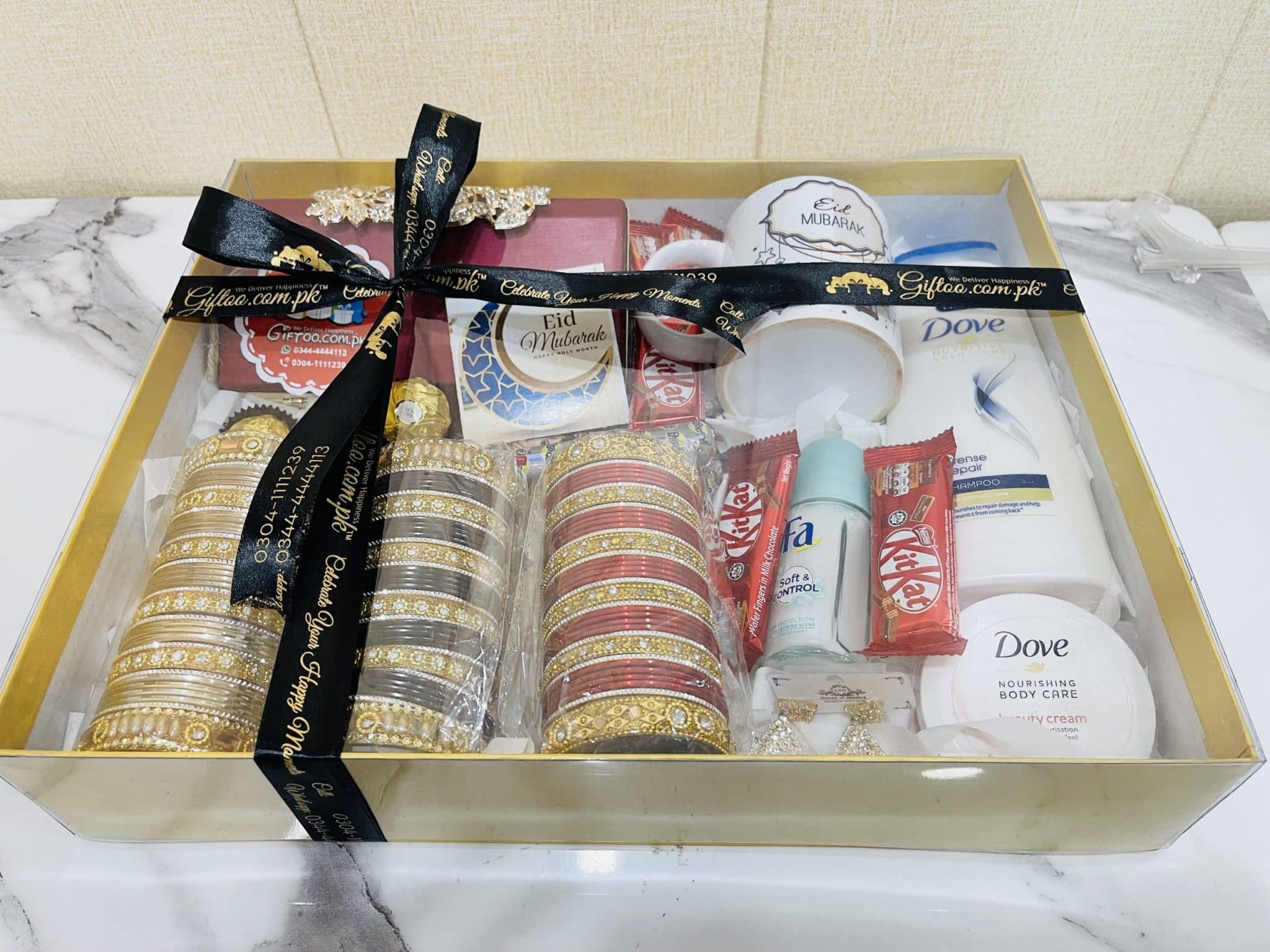 Traditional Desi Gift Basket for Her Online Shopping in Pakistan