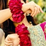 Gajra Pair (Add – on Product) - Anniversary Gifts | Giftoo Pakistan