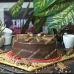chocolate kitkat cake