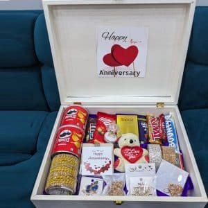 anniversary gift box